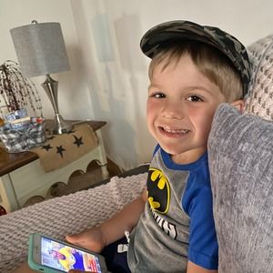 Meet your Posher, Carrie